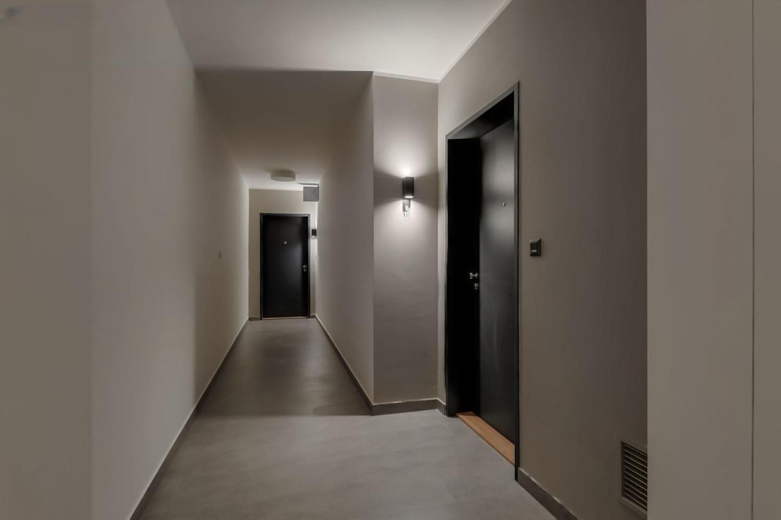 Holesovice Delight: Modern Comfort With A Twist In Prague 7 エクステリア 写真