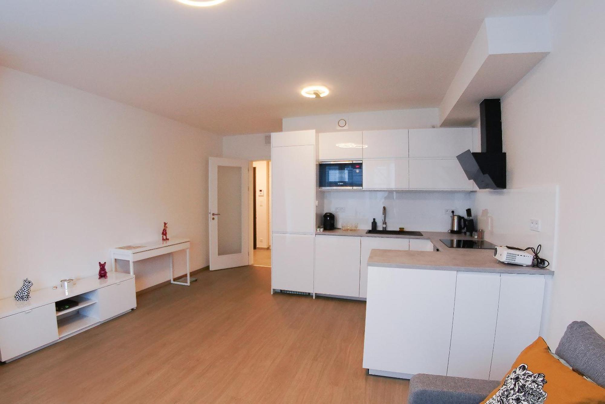 Holesovice Delight: Modern Comfort With A Twist In Prague 7 エクステリア 写真